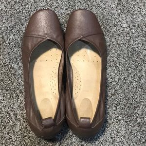 Brown slip-on shoes, very comfortable